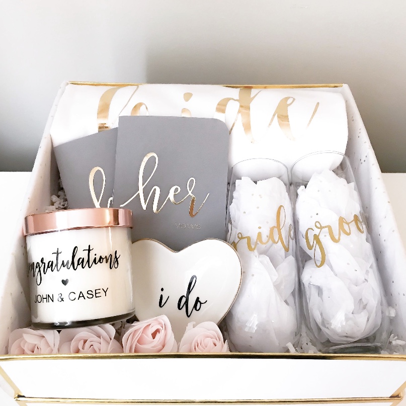 30 Engagement Gifts for Any Friend or Bride-to-Be-sonthuy.vn